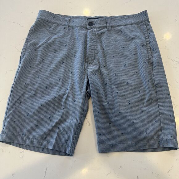 Travis Mathew Shorts Men’s Size 36 - Picture 1 of 9